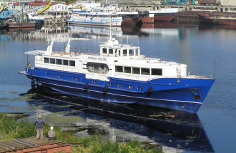 Остекление речного транспорта